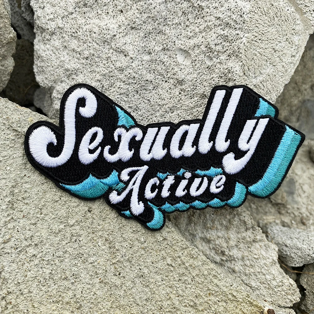 Wholesale Designer Custom Embroidered Embroidery Patches Iron On For Clothing