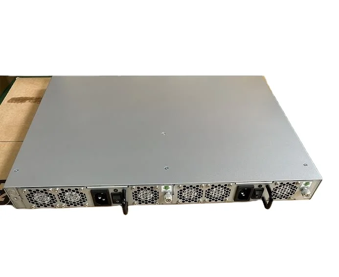 DS-6630B/парча G630 128P / 48A 32Gb SAN Switch w/Enterprise