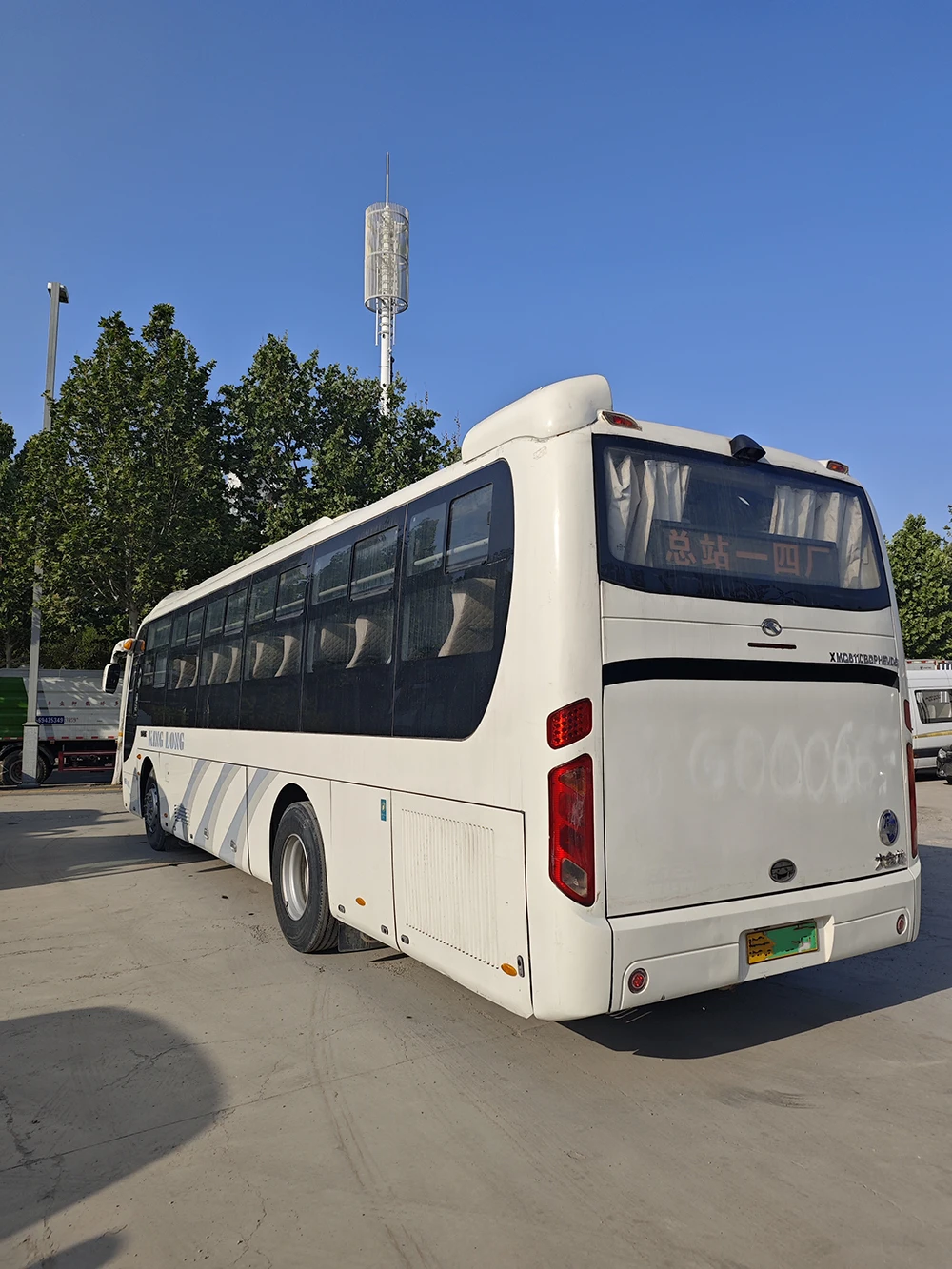 Заводская Лучшая цена Kinglong Подержанный автобус 45 мест XMQ6110BGOHEVD5 Европейский дизельный городской
