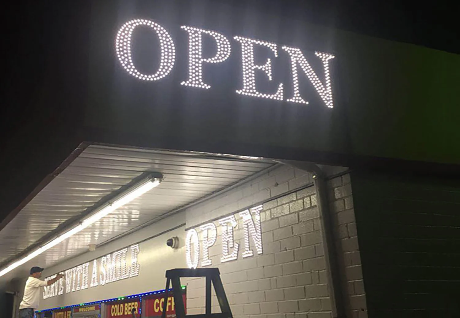 Фабричная цена дизайн для красоты и здоровья Индивидуальный Светодиодный логотип маникюрного салона педикюрный массаж неоновая вывеска