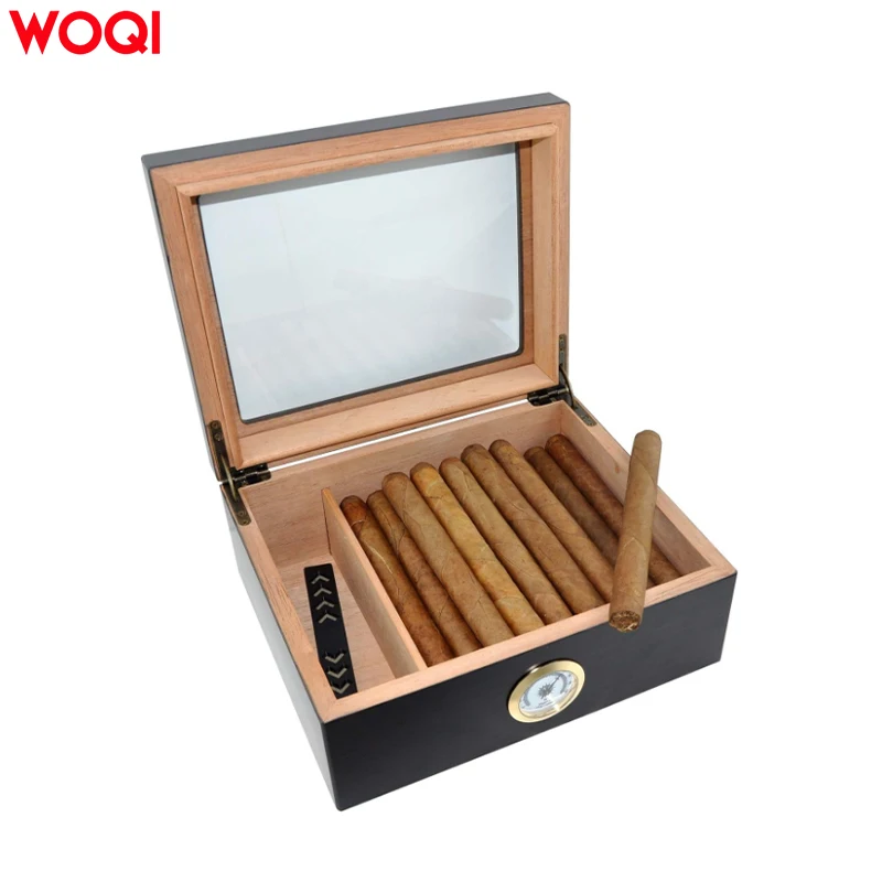 WOQI Handcrafted Glossy Cedar Wood Lined Large Capacity Cigar Box with Hygrometer Elegant Genre Humidors
