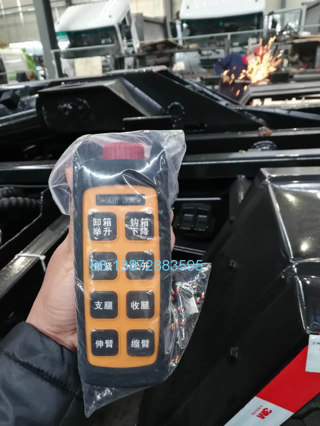Jiefang FAW 4x2 8 тонн контейнер для подъема Мусоровоз
