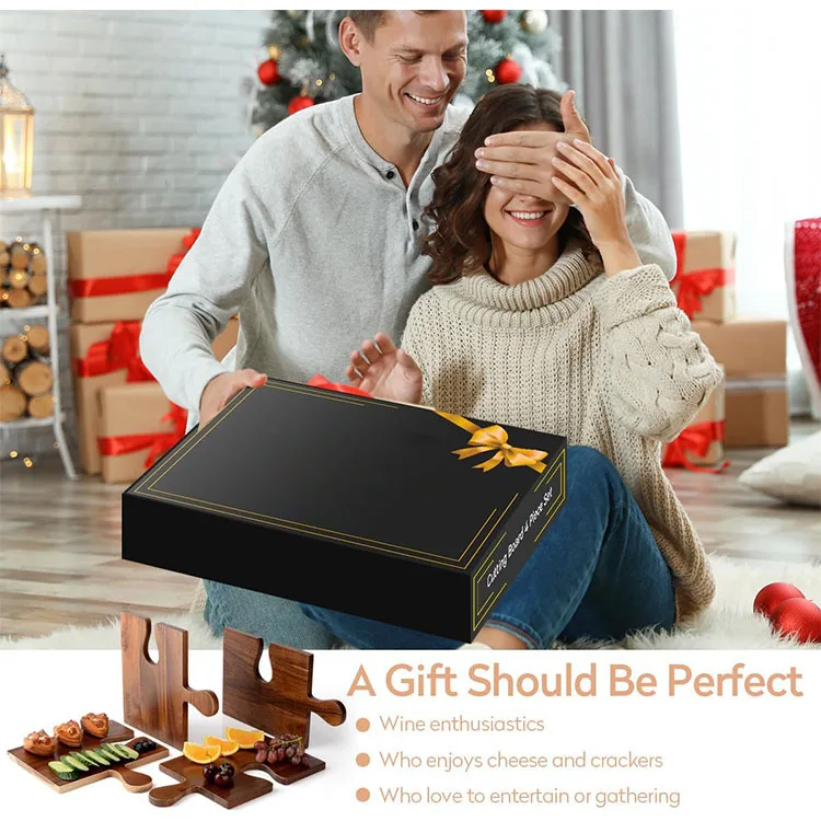 Wholesale OEM Acacia Wood Cutting Board Set of 4 Acacia Wood Large Charcuterie Boards Set with Puzzle Handles Chopping Boards