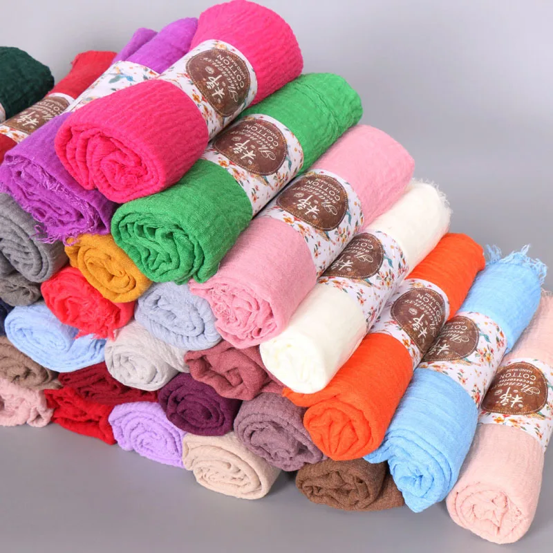 2022 new design Hot Products Fantastic Admirable  Scarves Cotton  Voile Tudung Plain Color Wholesale Crinkle Cotton Hijab Scarf