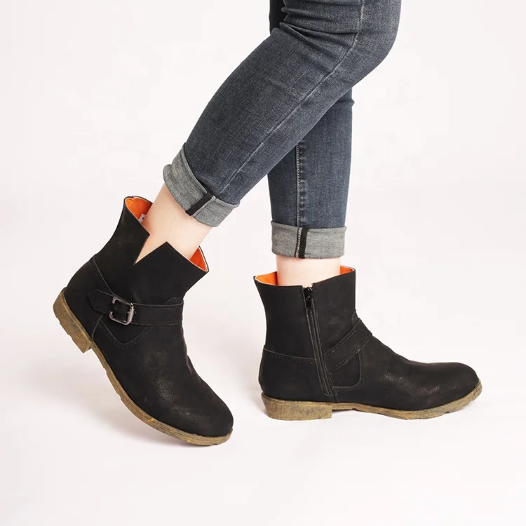 Autumn And Winter Ladies Casual Short  Black Boots Retro British Style Trendy Fashion Martins Boots