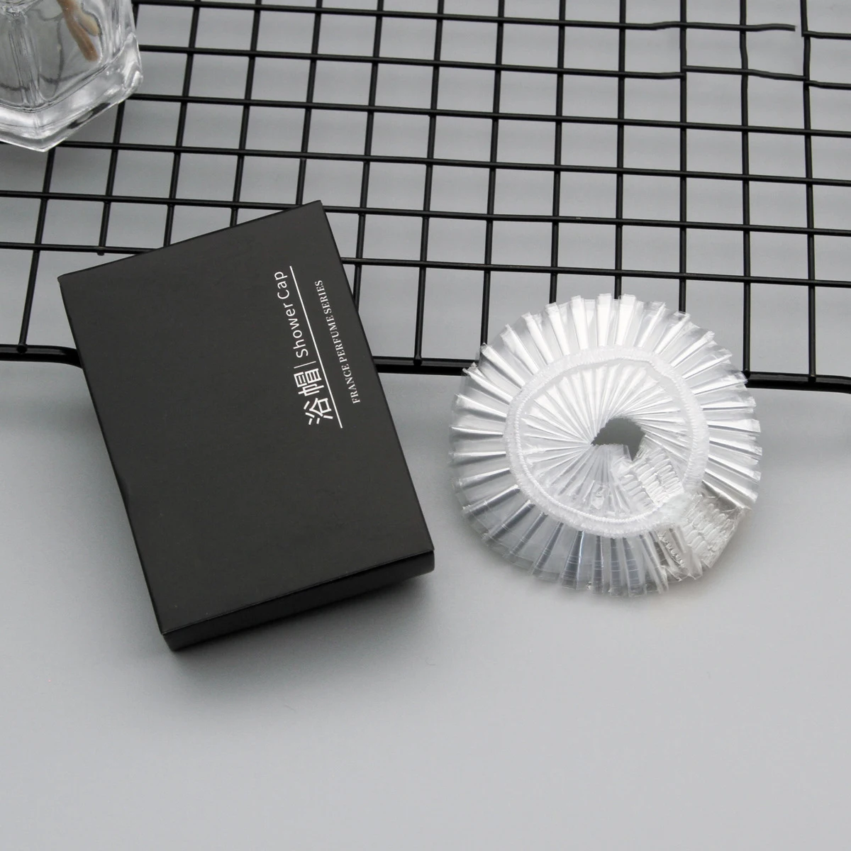 Low factory price 5 star hotel amenities sets list customized for airbnb
