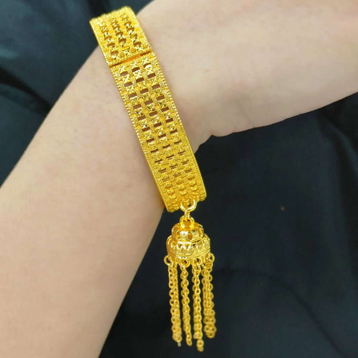 Luxury Tassel Dubai Gold Color Bangles For Women 24K Gold Plated Indian African Bracelets Charm Wedding Ethiopian Hand Jewelry