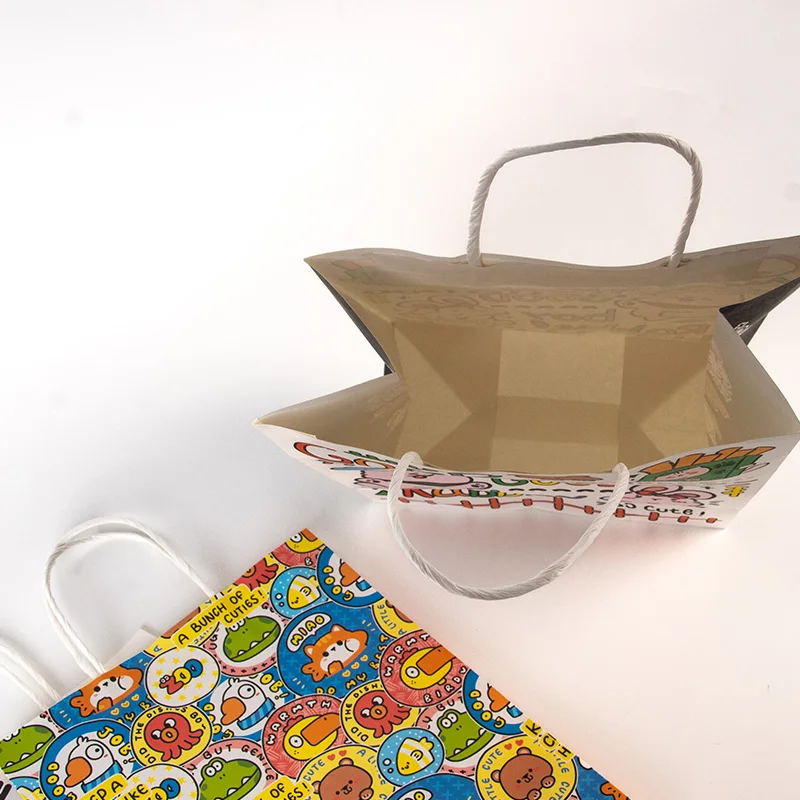 Cute Cartoon Printed Customized Kraft Paper Children Gift Shopping Bags Wholesale Tough Food Cake Drink Tote Paper Bags