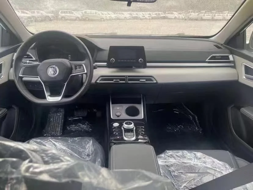2024 BYD Qin L DM-i подключаемые гибридные новые энергетические автомобили компактный седан электромобили произведены в Китае для экспорта Электрические
