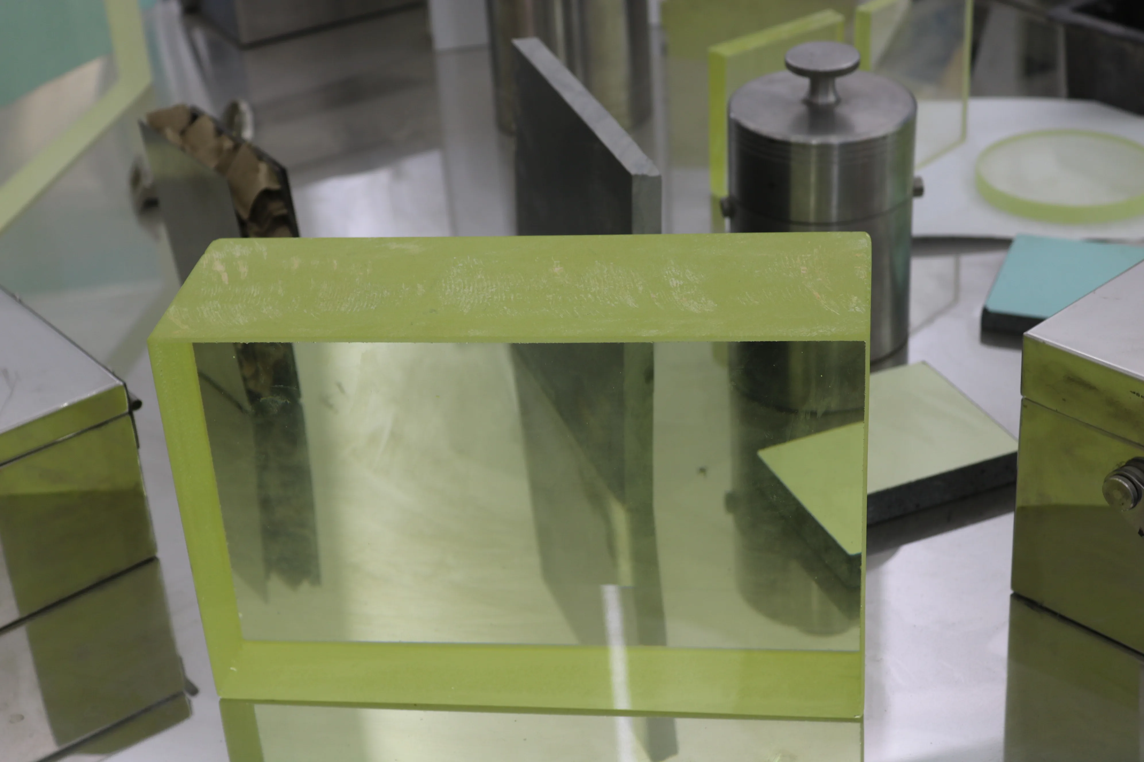 Hot Sale Lead Glass For Ct Scan Room Shielding Ct Room Xray Glasses