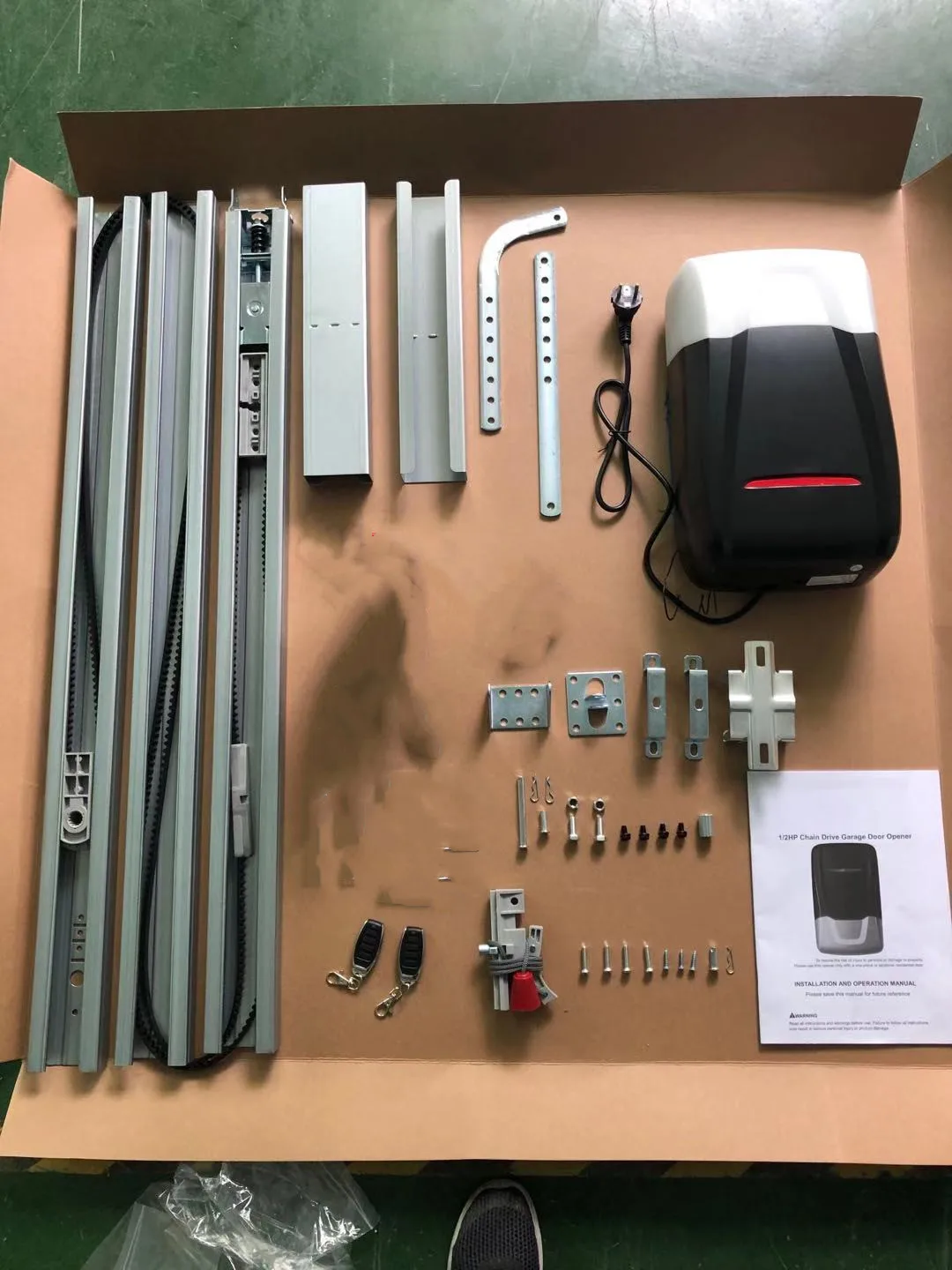 Fast Speed 200mm/s Chain Drive Metal Chassis 800N, 1000N, 1200N Garage Door Opener