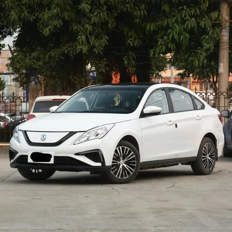 Недорогой электромобиль для взрослых Dong Feng Xing S50 EV нового подержанного автомобиля с левым рулем