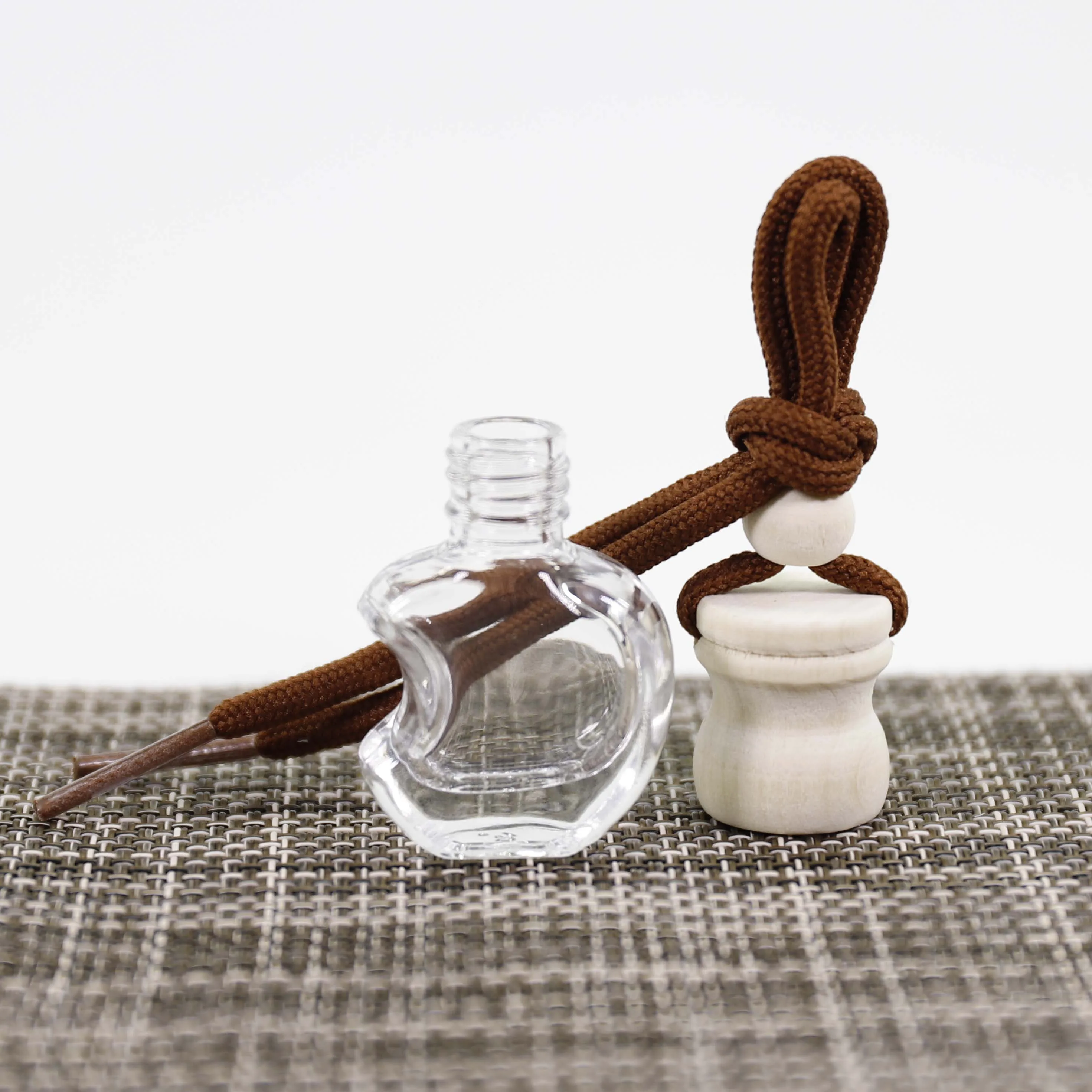 Unique shape 5ml 10ml 15ml glass diffuser refill bottle for perfume