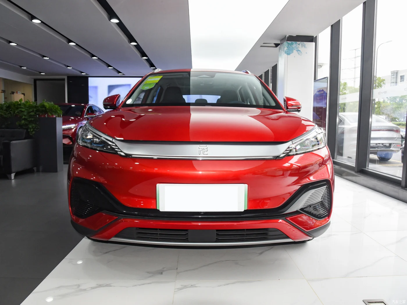 BYD yuan plus electric car with support fast charging City Electric Energy saving, safety and environmental protection