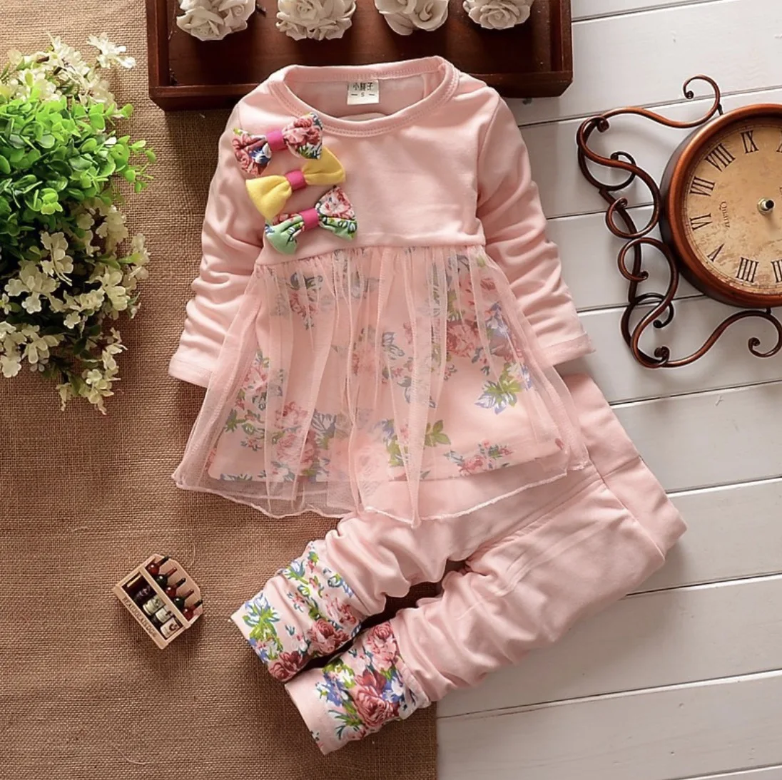 Wholesale Children Clothing usa flower print with bowknot spring outfits kids Clothing sets clothes gril
