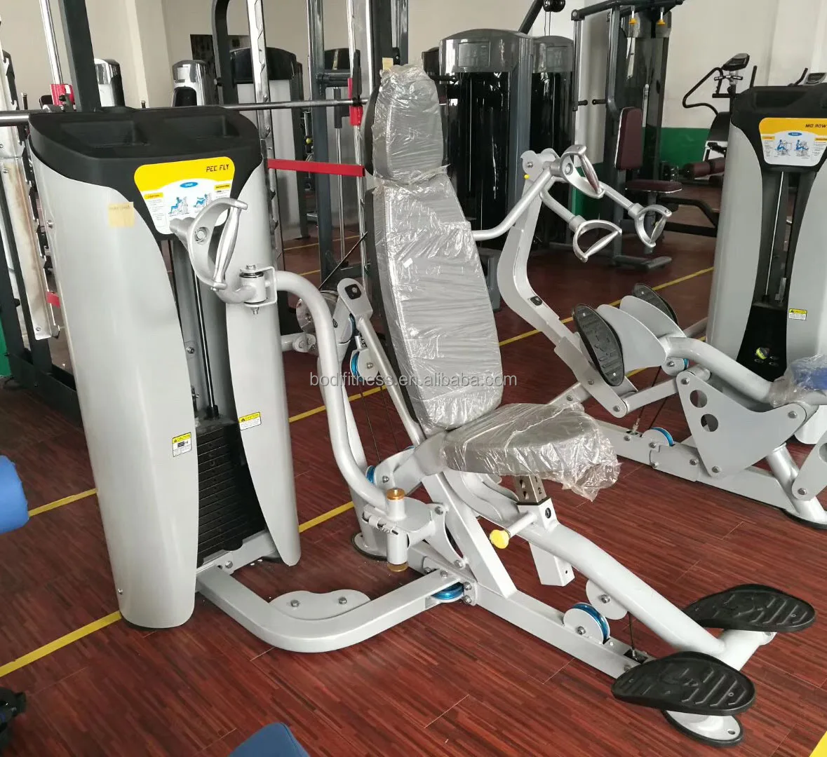 Wholesale New Design Exercise Functional Trainer Machine Commercial Gym Fitness Equipment Pectoral Fly