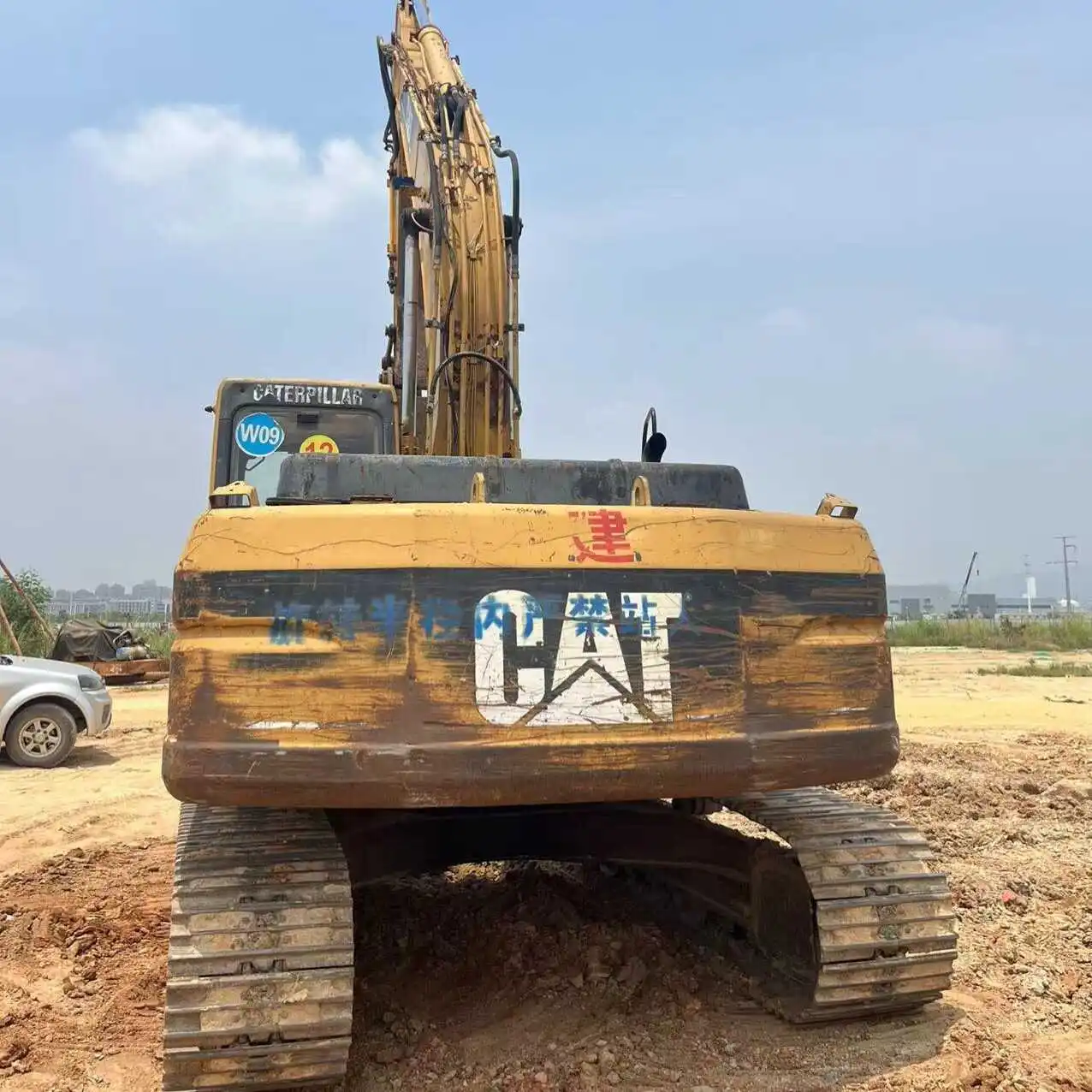 Практически новая гусеничная машина б/у экскаватор Cat320B Б/у гусеничный