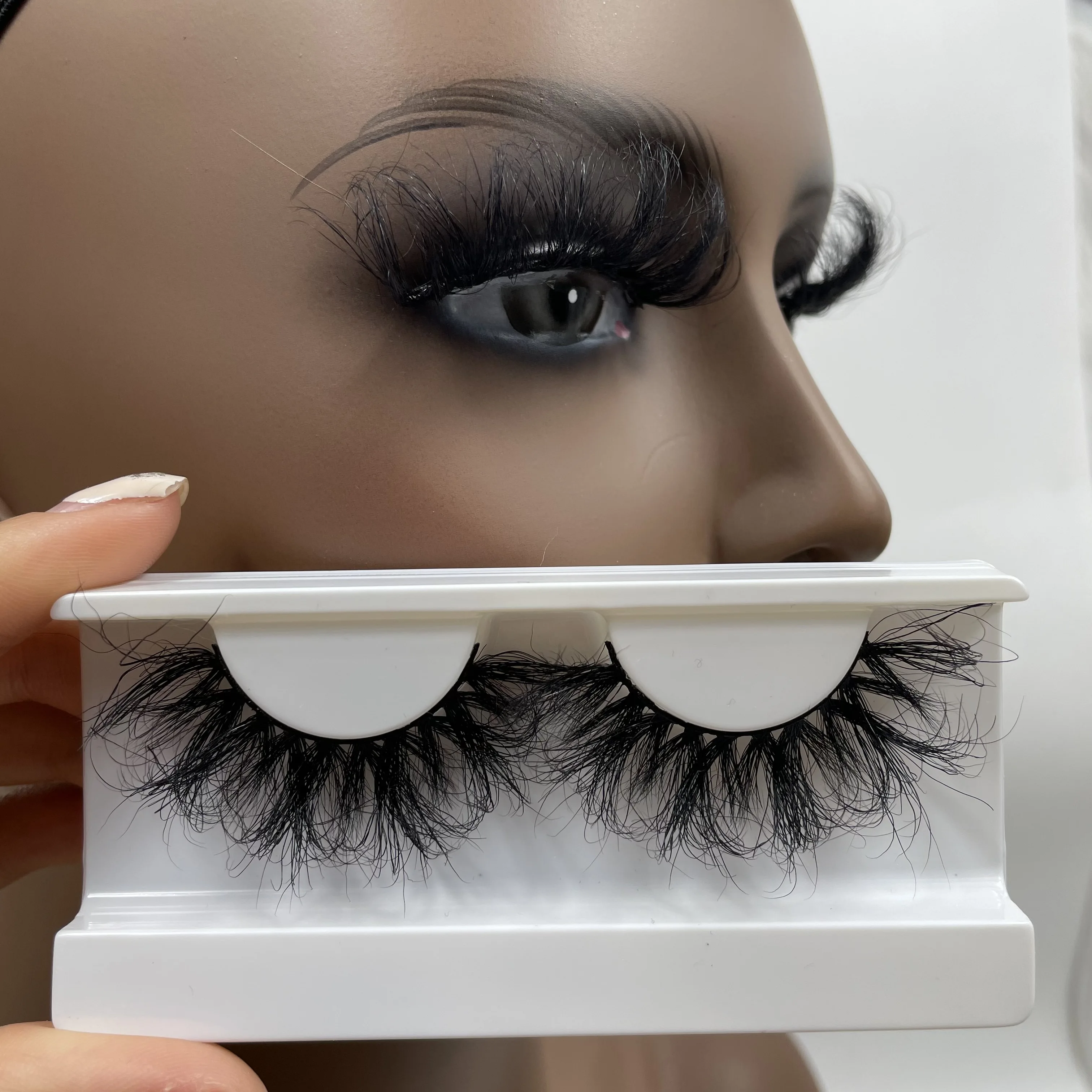 
Wholesale hand made full strip lashes fluffy 3d mink eyelashes vendor empty luxury customize your own pink eyelash box package 