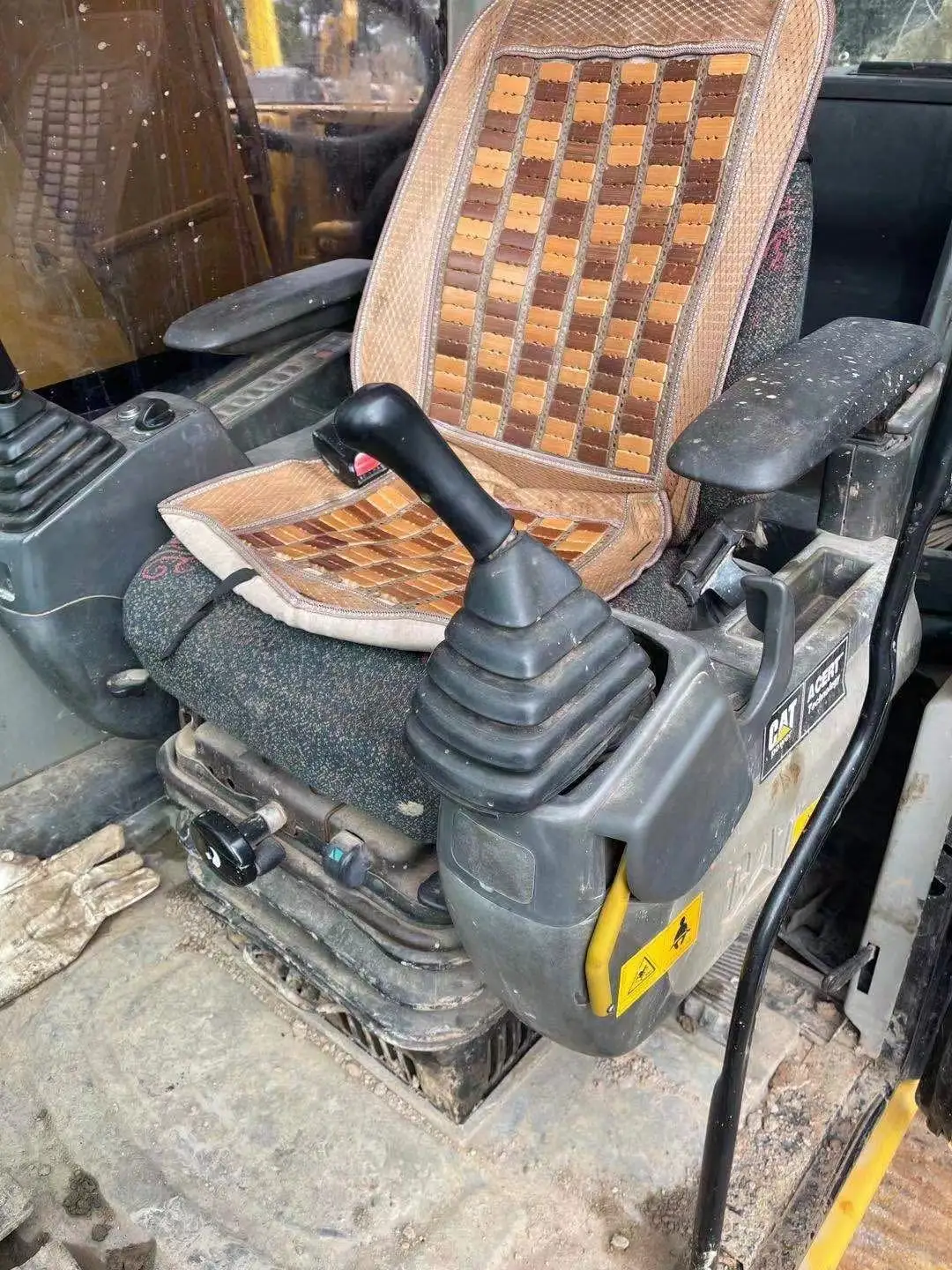  Оригинальный б/у экскаватор caterpillar 320d по низкой