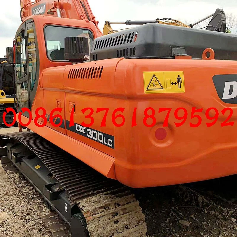Б/у экскаватор Doosan DX300 (менее 3000 часов)