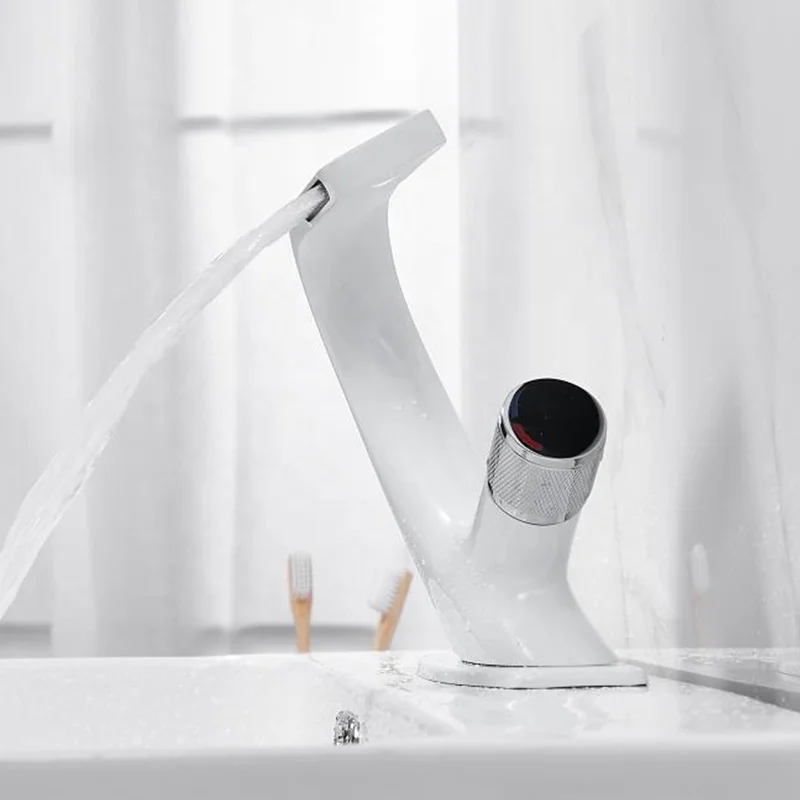 Design by Professional Designer Single Lever Rose Gold Brass Bathroom Wash Basin Mixer Faucet