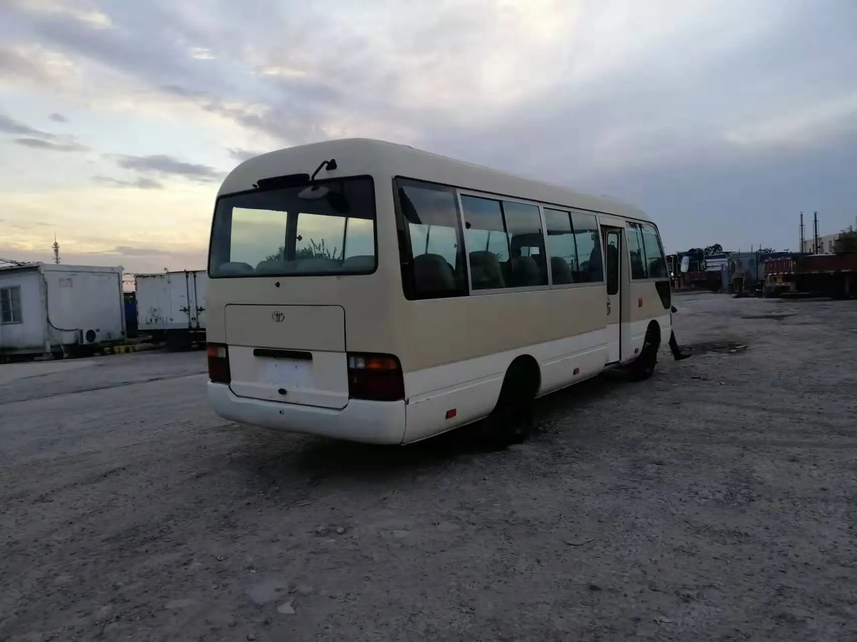 2017 2018 б/у автобусы мини-автобус с 23-30сидениями по низкой цене ручной дизельный двигатель школьный автобус двигателем 1