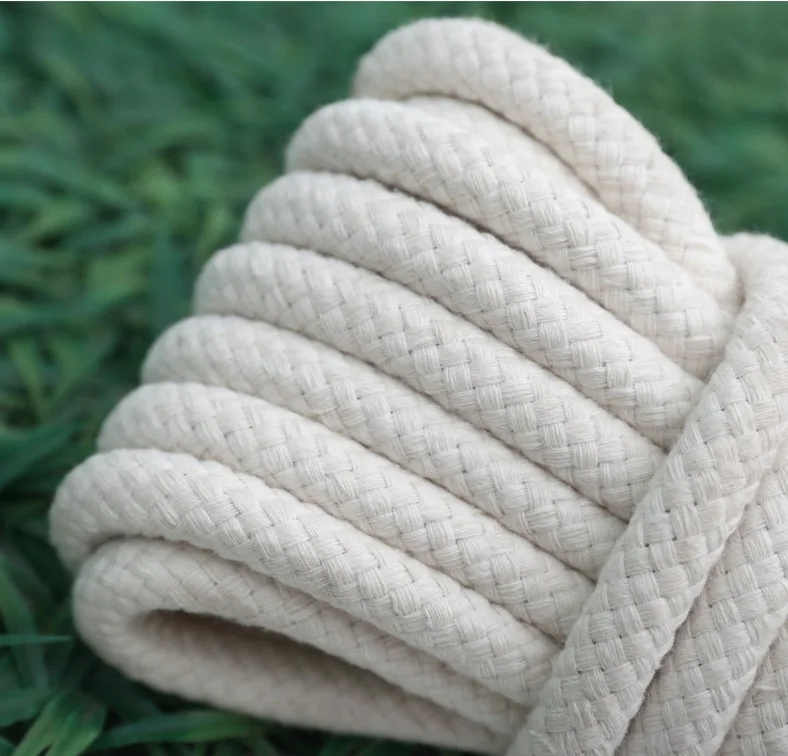 The factory produces 2-20mm 5mm 6mm high quality white high quality cotton rope with good price