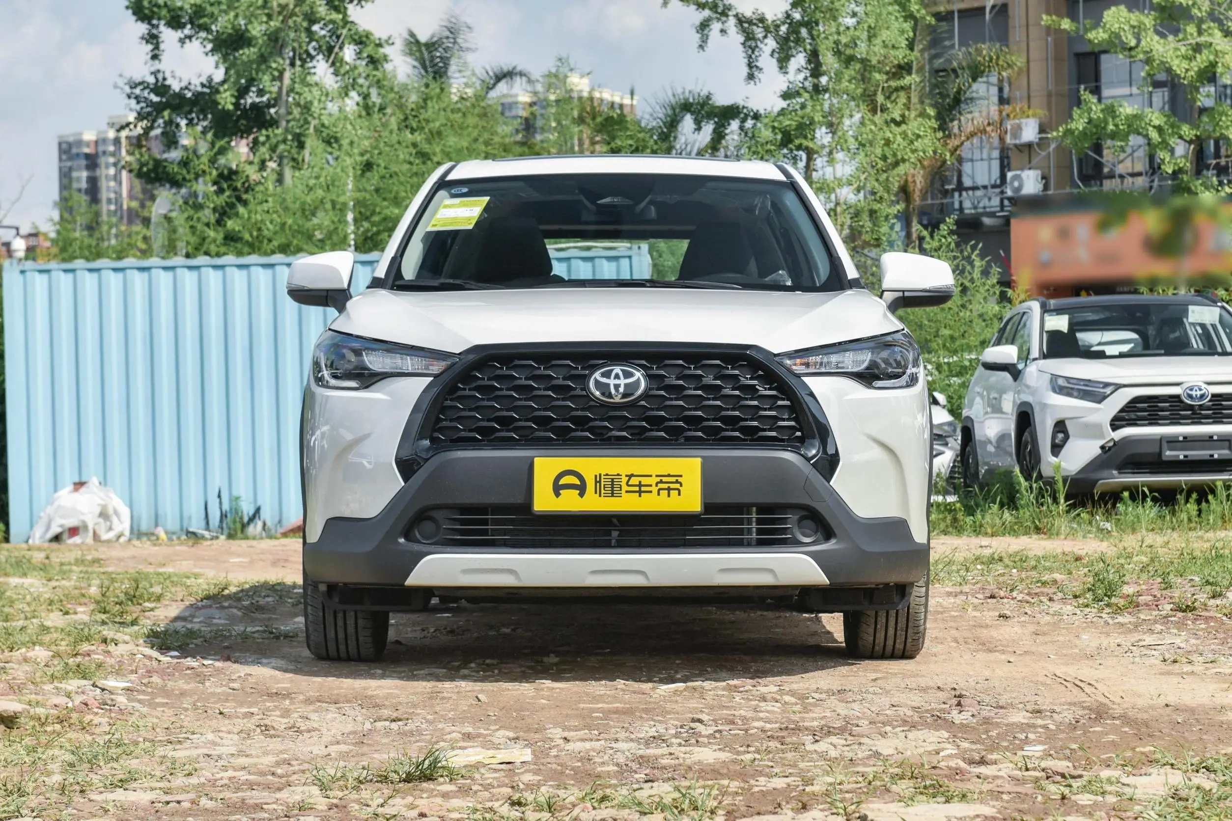 Toyota Corolla Cross 2.0L Gasoline SUV 4-Door 5-Seater Petrol Mobility Scooter for Home New or Used