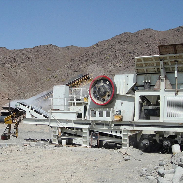 300 Tph Small Rock Andesite Crushing Plant Diesel Engine Mobile Jaw Crusher For Copper