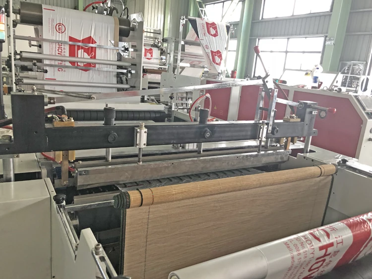 
PE Plastic automatic biodegradable trash bag on roll making machine drawstring garbage roll bag making machine in roll 