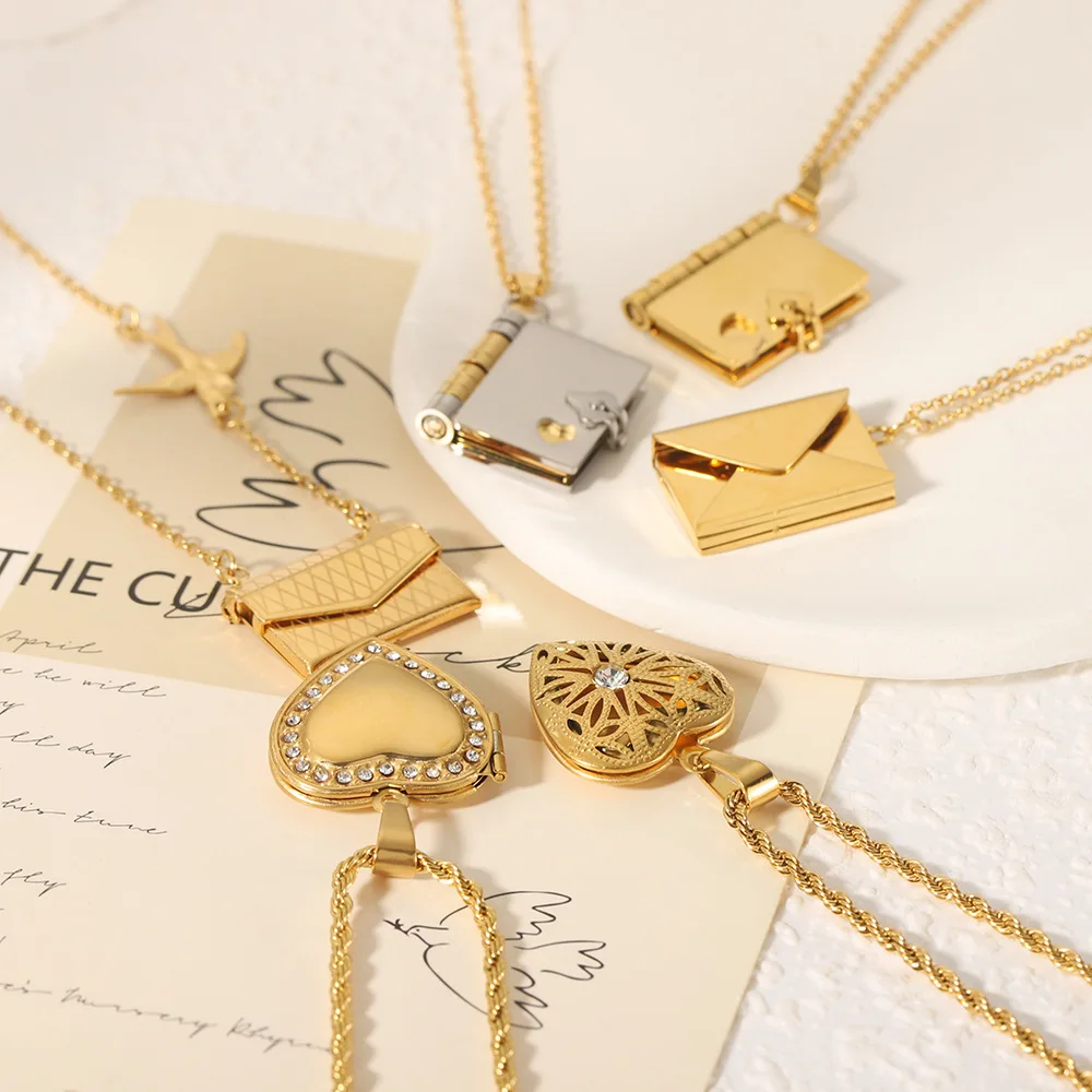 Fanyue Hot Sale Am Waterproof Jewelry  Book Heart Openable Locket 18K Real Gold Stainless Steel Envelope Necklace For Women 2024