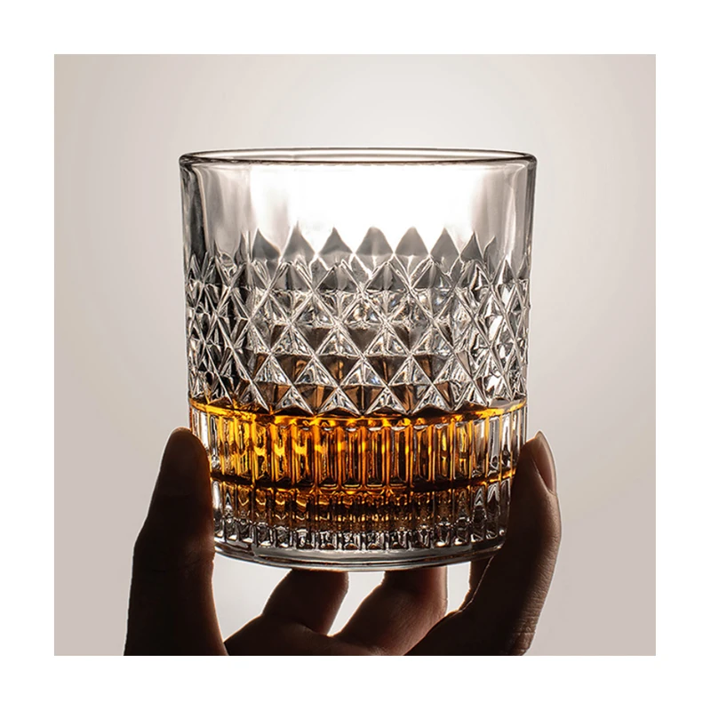 Customized logo Creative whisky glass cup Glassware Barware Classic Drinking Diamond Glasses Thick Base crystal whisky glasses