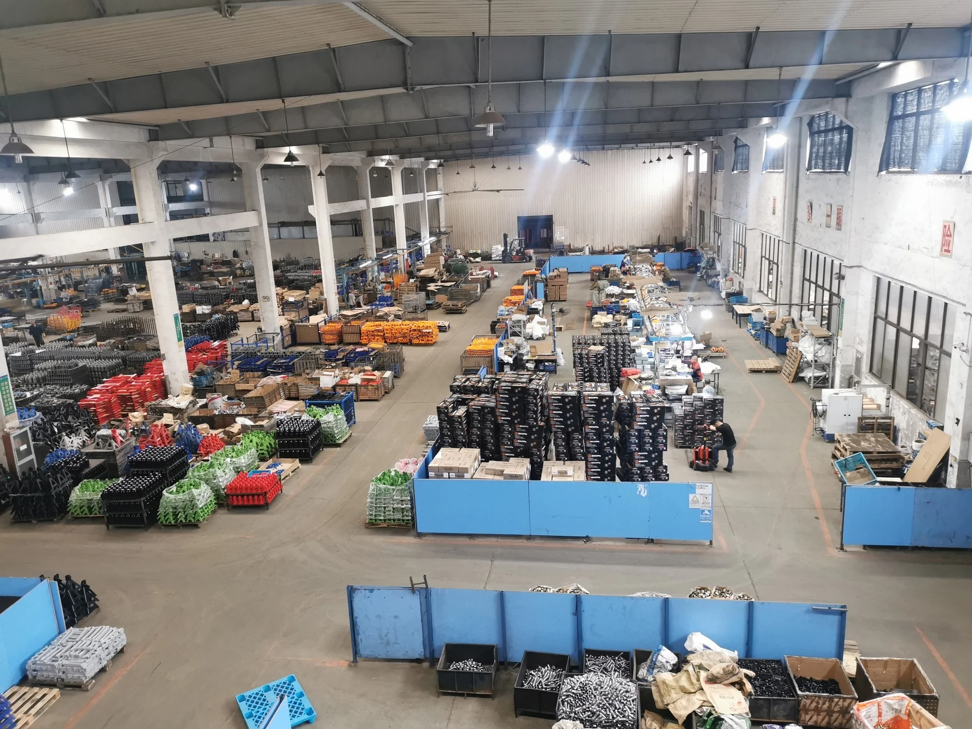 2Ton Hot Sale High Quality Hydraulic Bottle jack with Safety Valve With CE GS Certificate