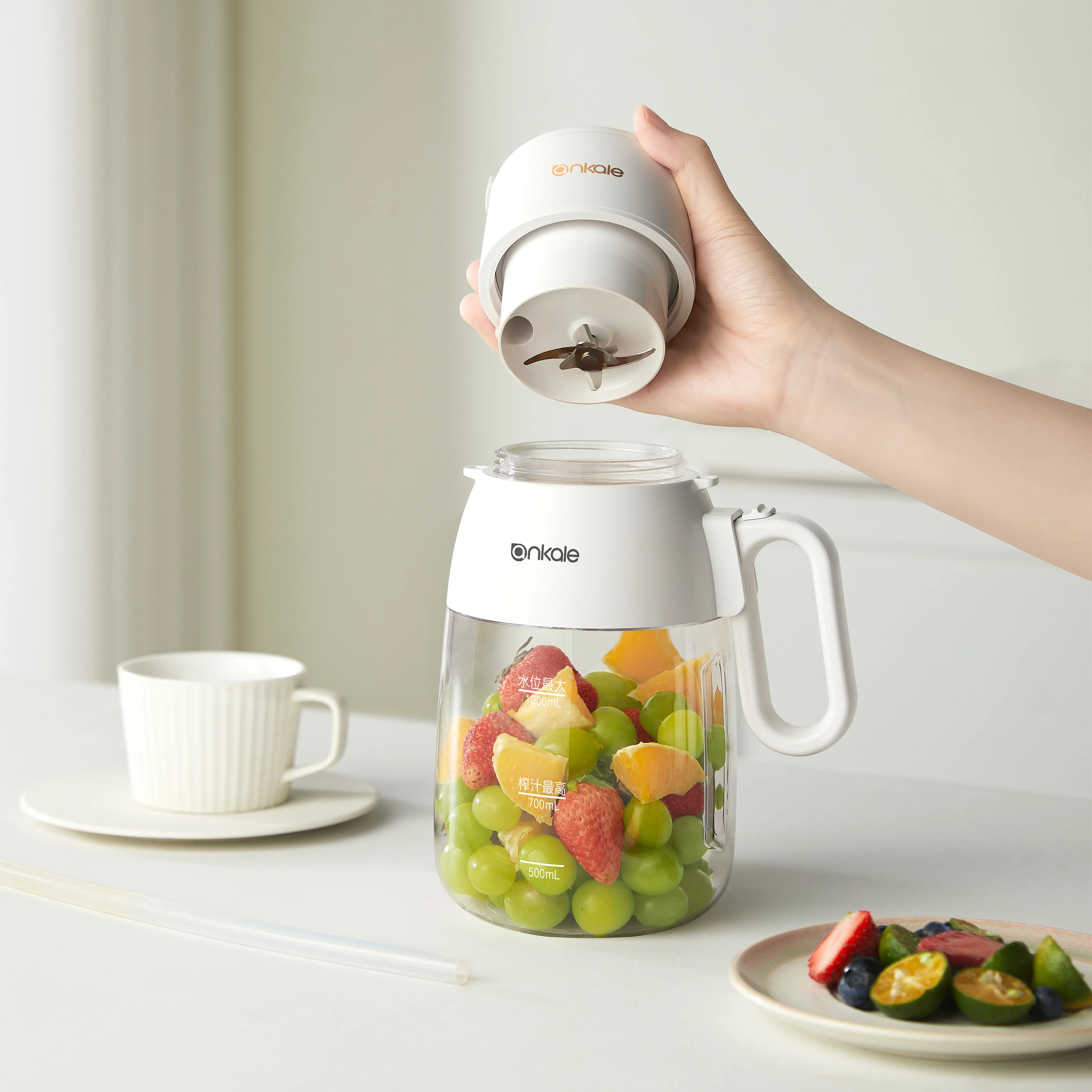 Ankale Multi-function Electric Juicer Cup Orange Blender USB Rechargeable Smoothies Mixer Fruit Machine Portable Juicer Blender