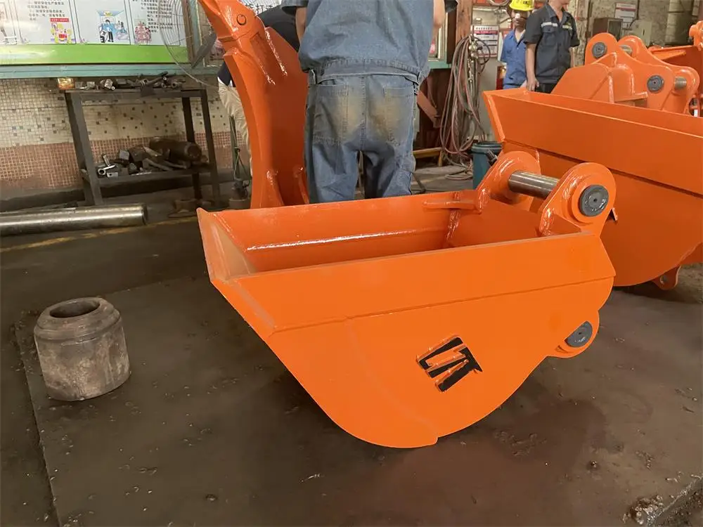 HONGWING Brand New Mini Excavator Bucket 5 Ton Rock and Trench Bucket for Construction Ditch Cleaning Bucket