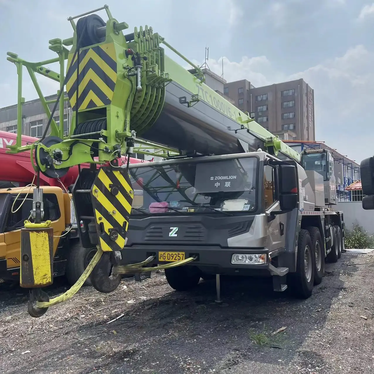 ZLJ5502JQZ100V 2024 Zoomlion Used truck crane Construction 100ton Truck Mounted Crane construction lifters used 100 ton crane