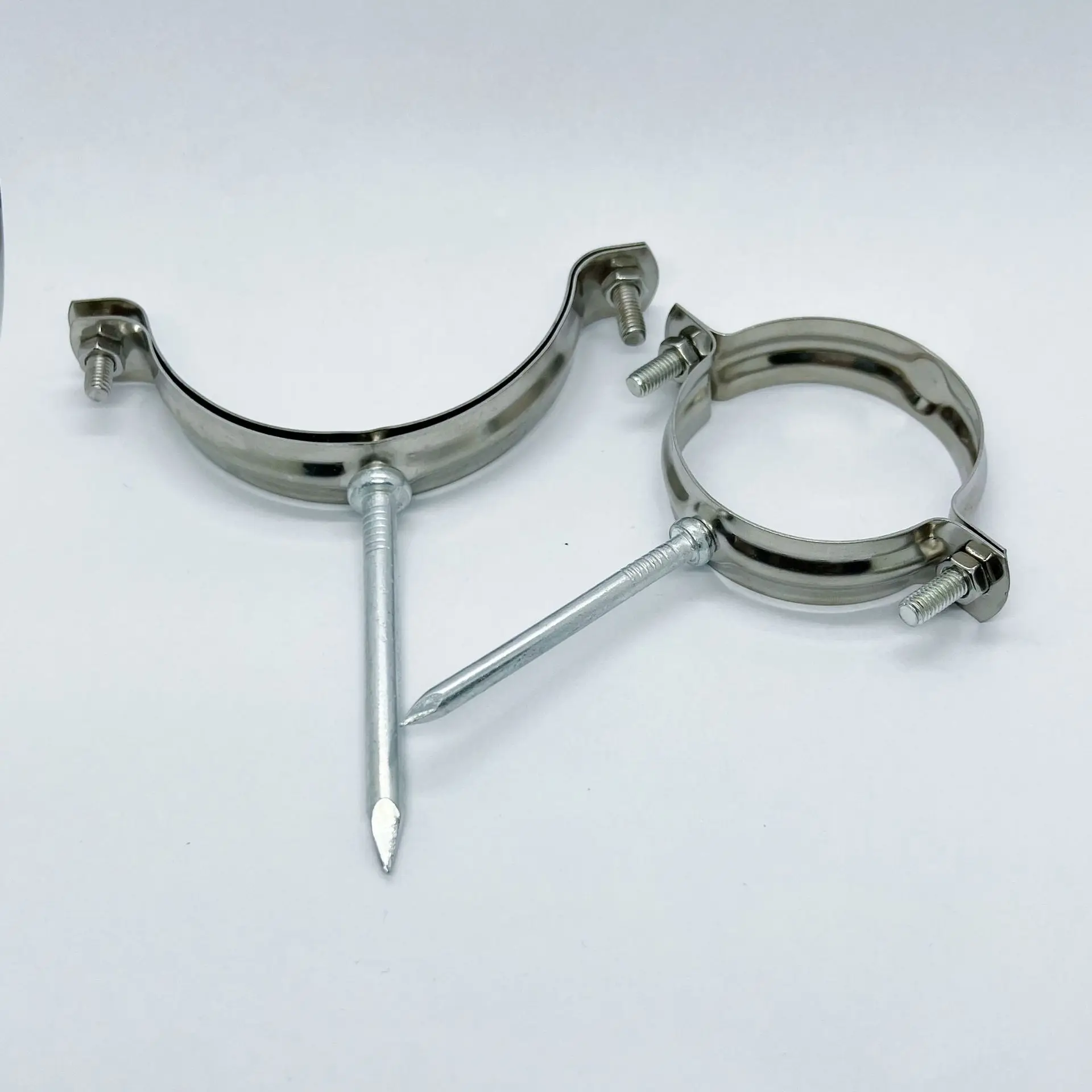 Customized Galvanized Iron GI Pipe   Insulated pipe clamps  Plate Band Pipe Clamps Without Rubber and With Nail M6X70