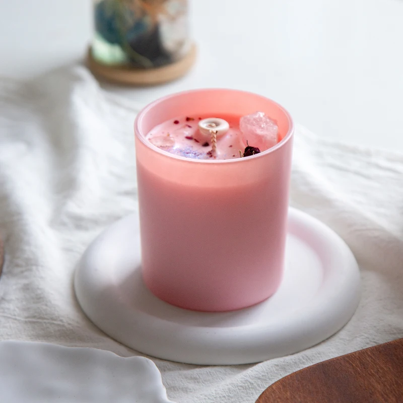 AIKUN Luxury Custom Made Crystal Stone Soy Wax Scented Candle Sweet Cherry Jam Pink Scented Candles in Bulk No Label