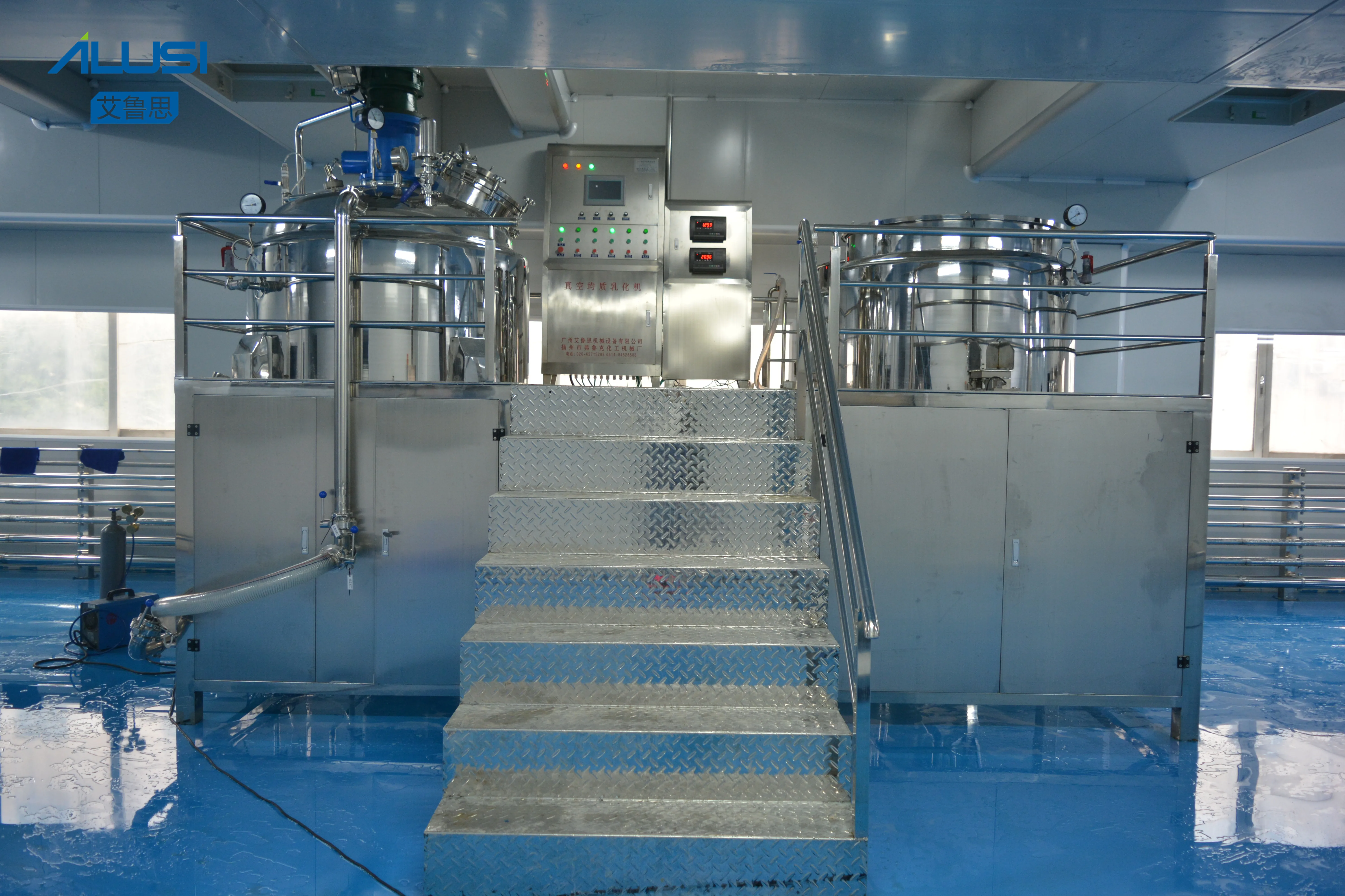 CE Fruit Extract Milk Body Lotion homogenizer mixer Organic Body Care Papaya Whitening Liquid Cream Mixer Emulsifying machine