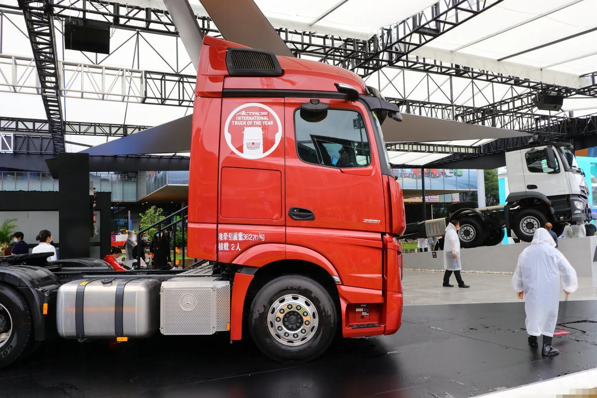Грузовик mercedes 8x4 6x4 4x2 630 л.с. 510 450