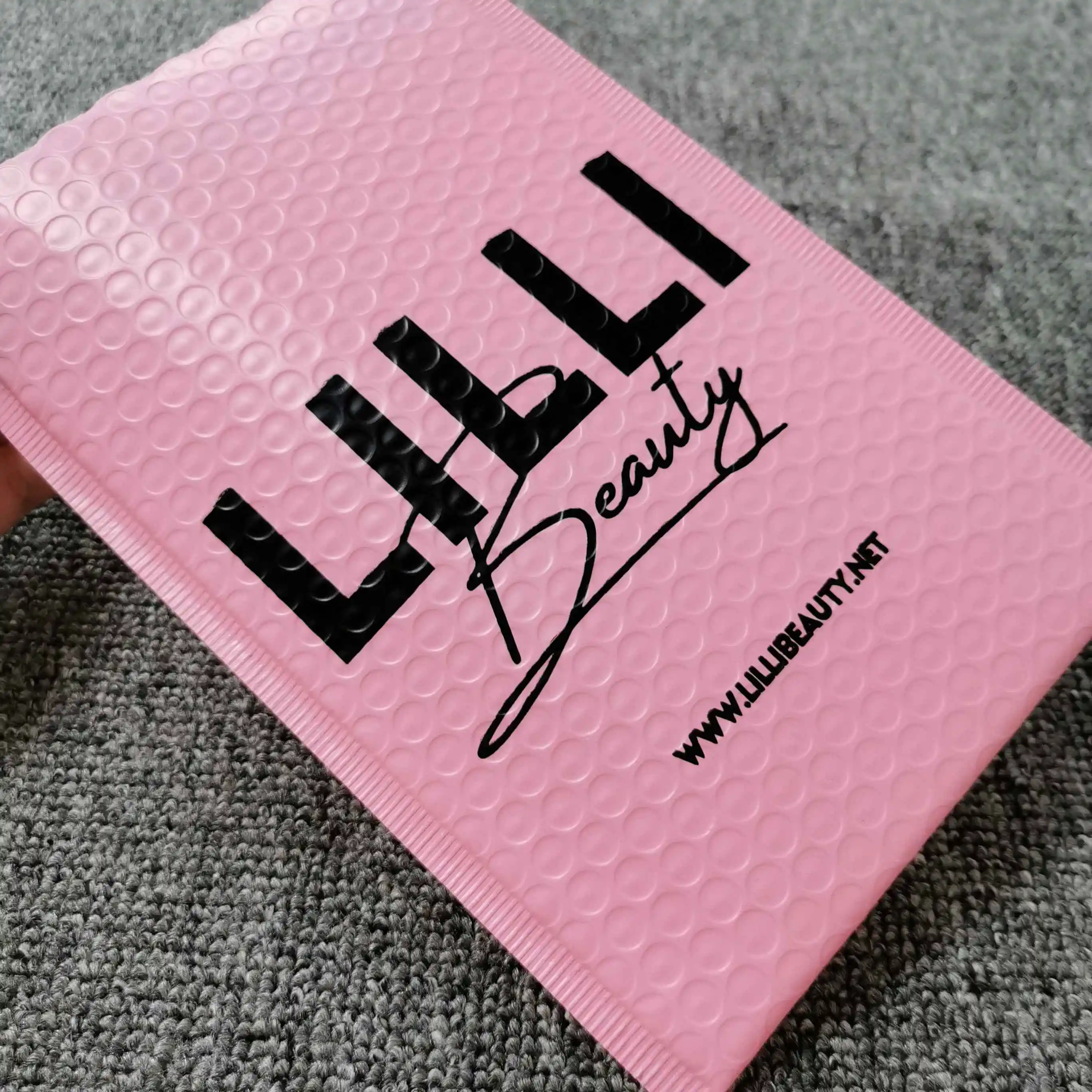 wholesale good quality  Printed Bubble protection express bag black white bubble mailing bag bubble mailer Strong envelop bag