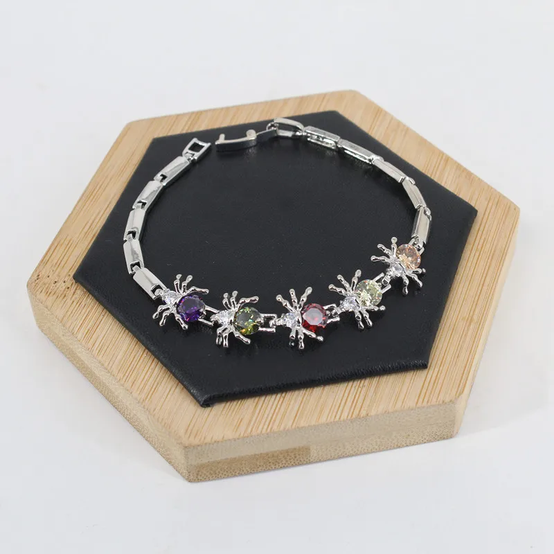 Jewelry selling fashion jewelry brass plated silver bracelet ladies bracelet