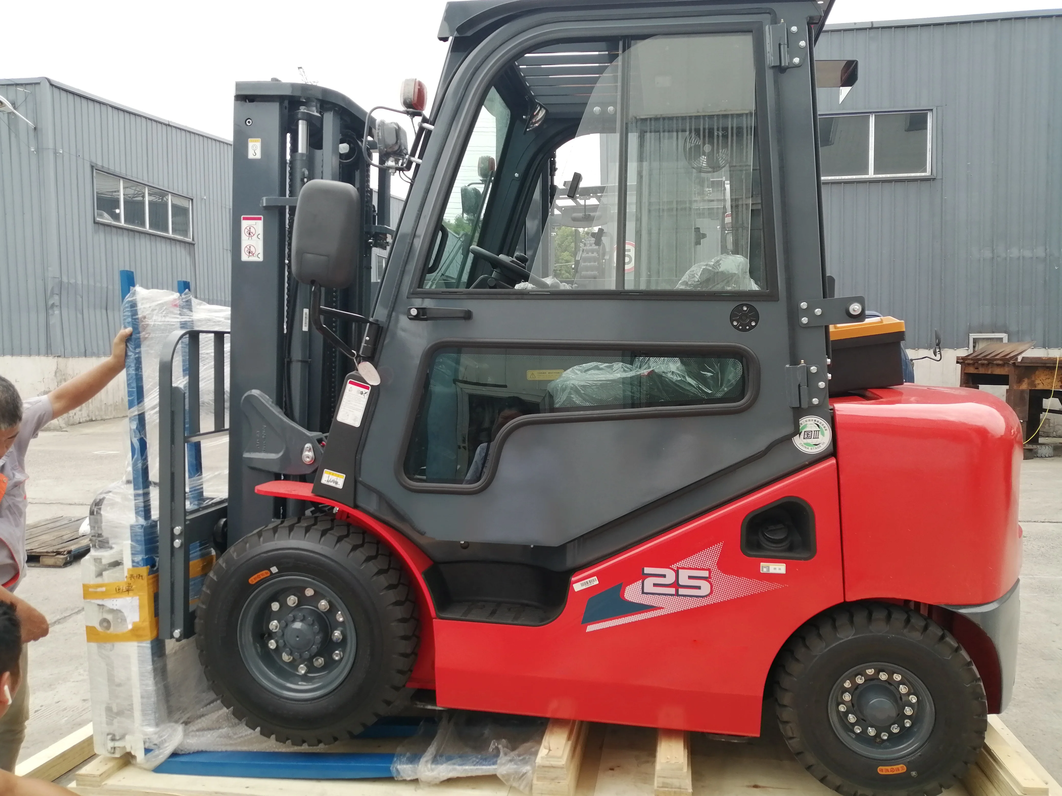 HELI Mini High Quality H3 Series Diesel Forklift CPCD25 with Cheap Price