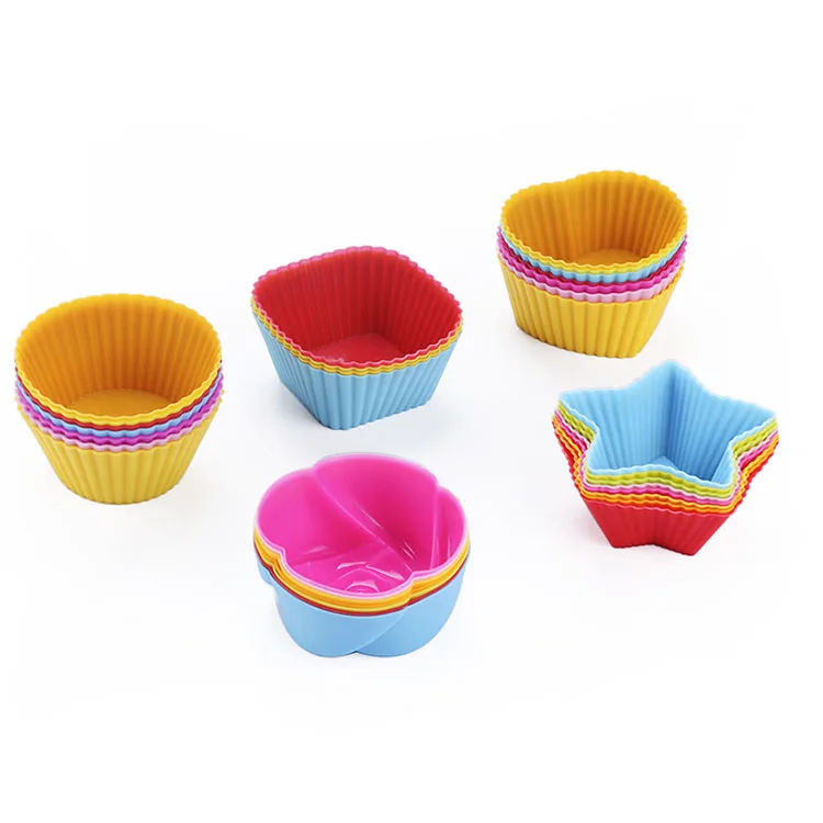Amazon Hot Selling Food Grade cake Mold Baking Cup Plastic Cake Set Muffin Silicone Cupcake