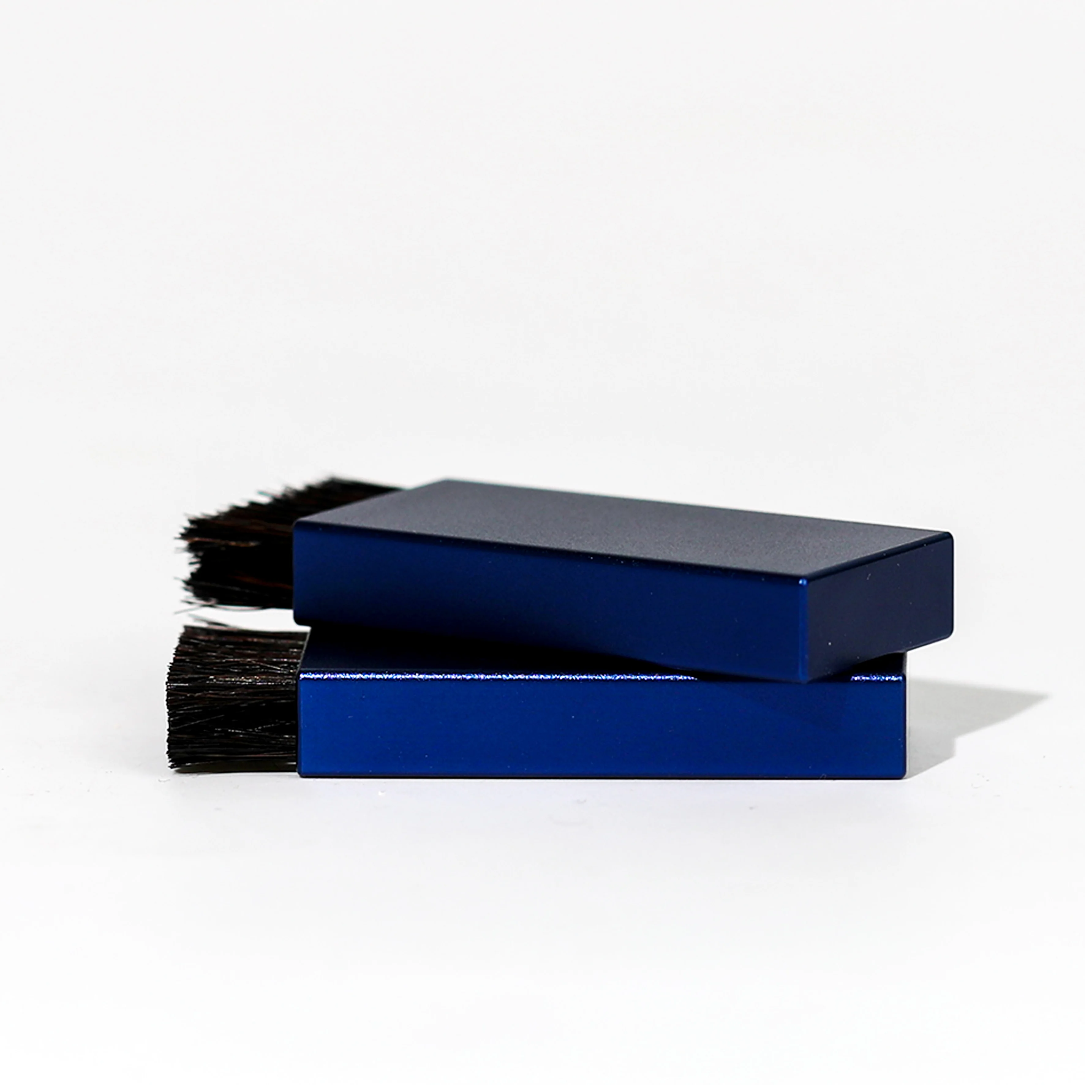 Factory Direct Customized Mini Brush Convenient Blue Aluminum Packaging Brush