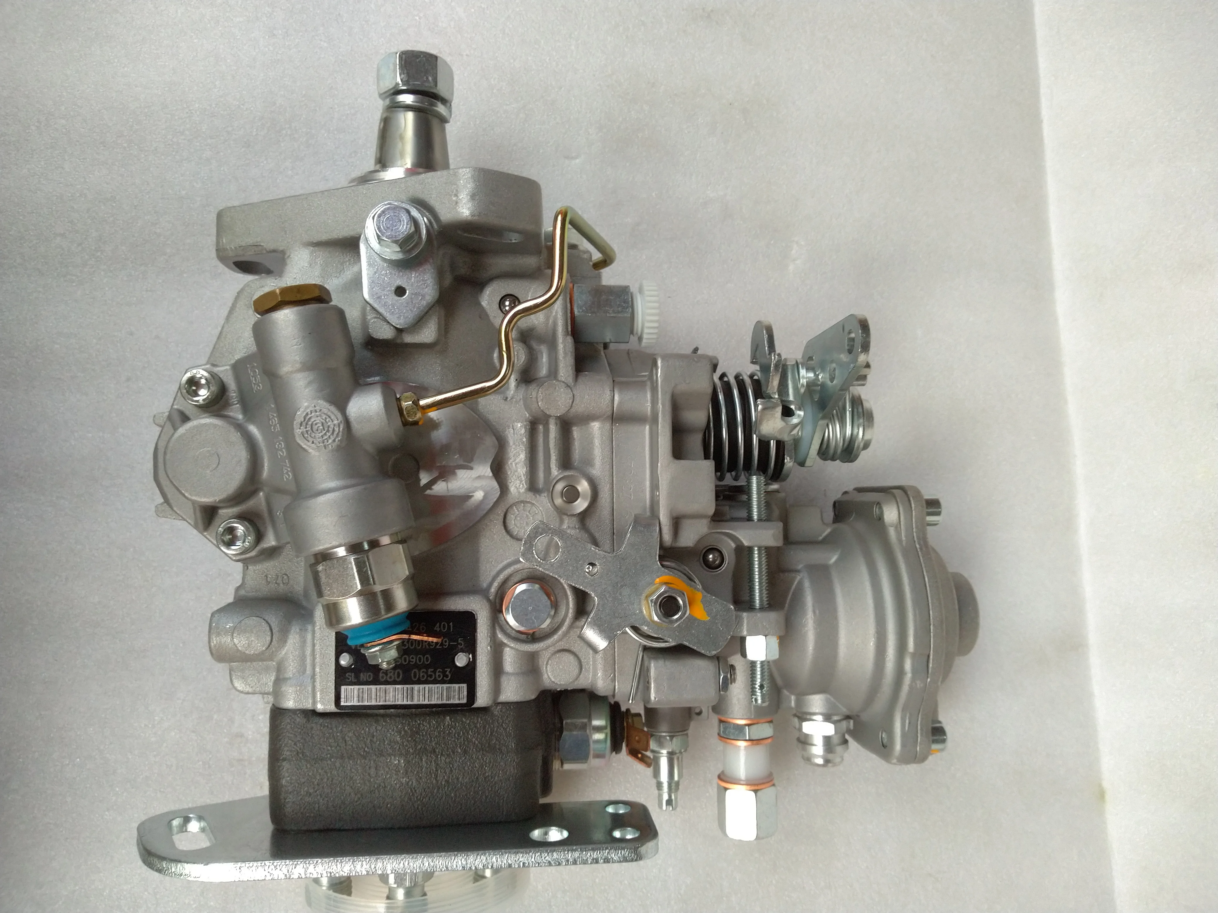 6BT 160hp Diesel VE Fuel Injection Pump A3960900 0460426401 Fuel Pump