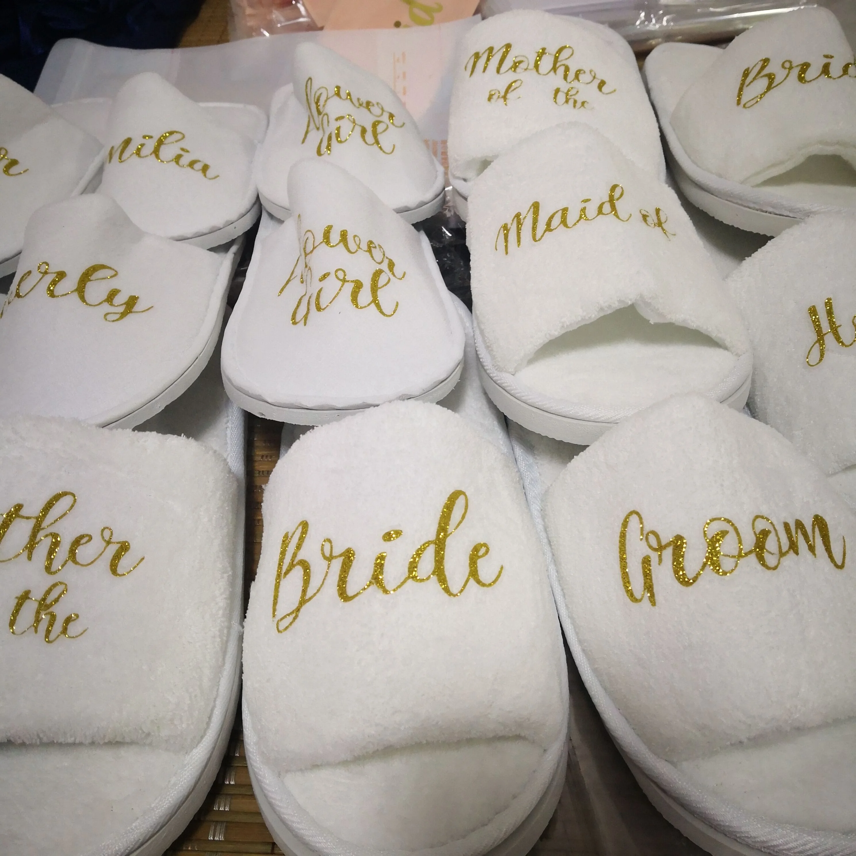 Wedding slippers Personalised bridal party slippers Open Toes spa hen weekend shoes quality coral fleece bridesmaid slippers