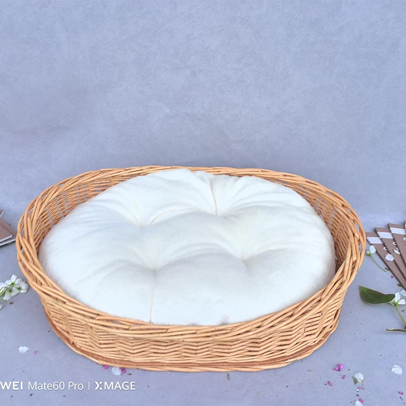 2024 Latest design wicker Pet  Basket hand woven pet cat dog house pet cat dog basket