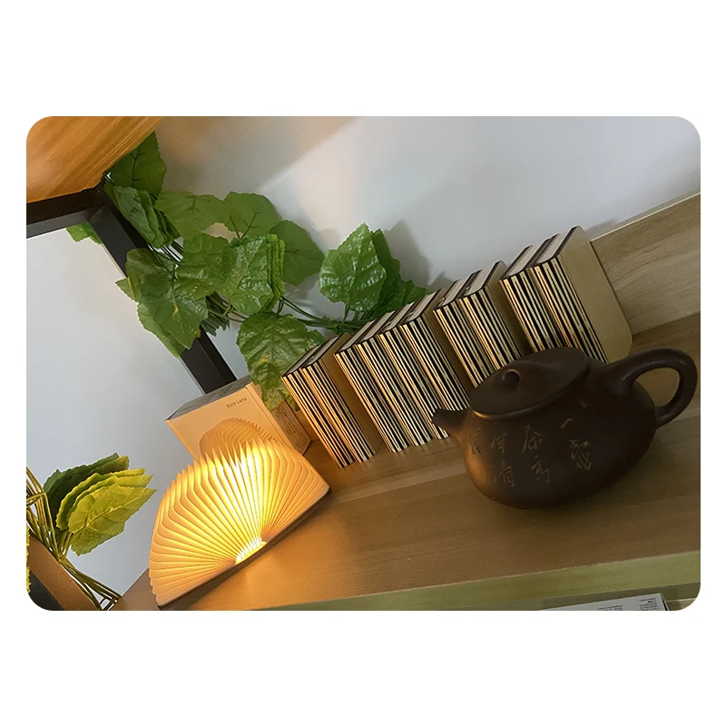 
Factory Supply Cheap Vintage Change Color Wooden Shell LED Book Lamp 