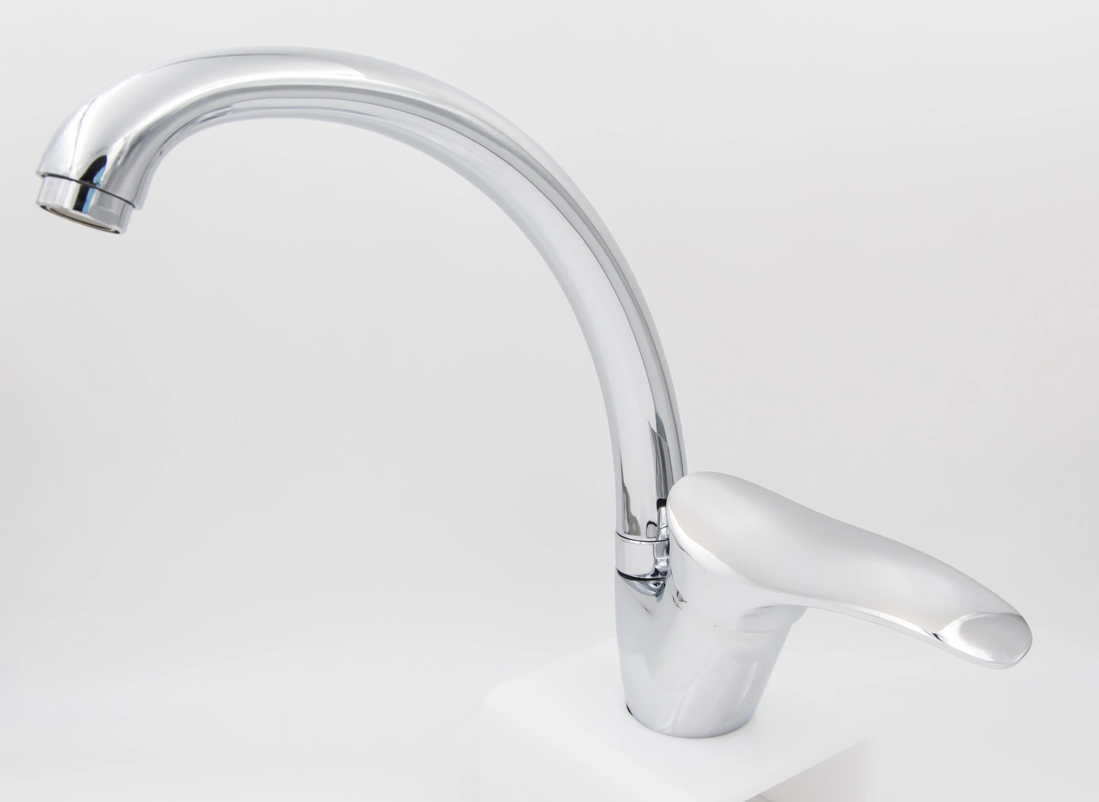 SF-3504 Single Lever Wall Mounted Kitchen Mixer Zinc Kitchen Mixer Zinc Body Zinc Handle